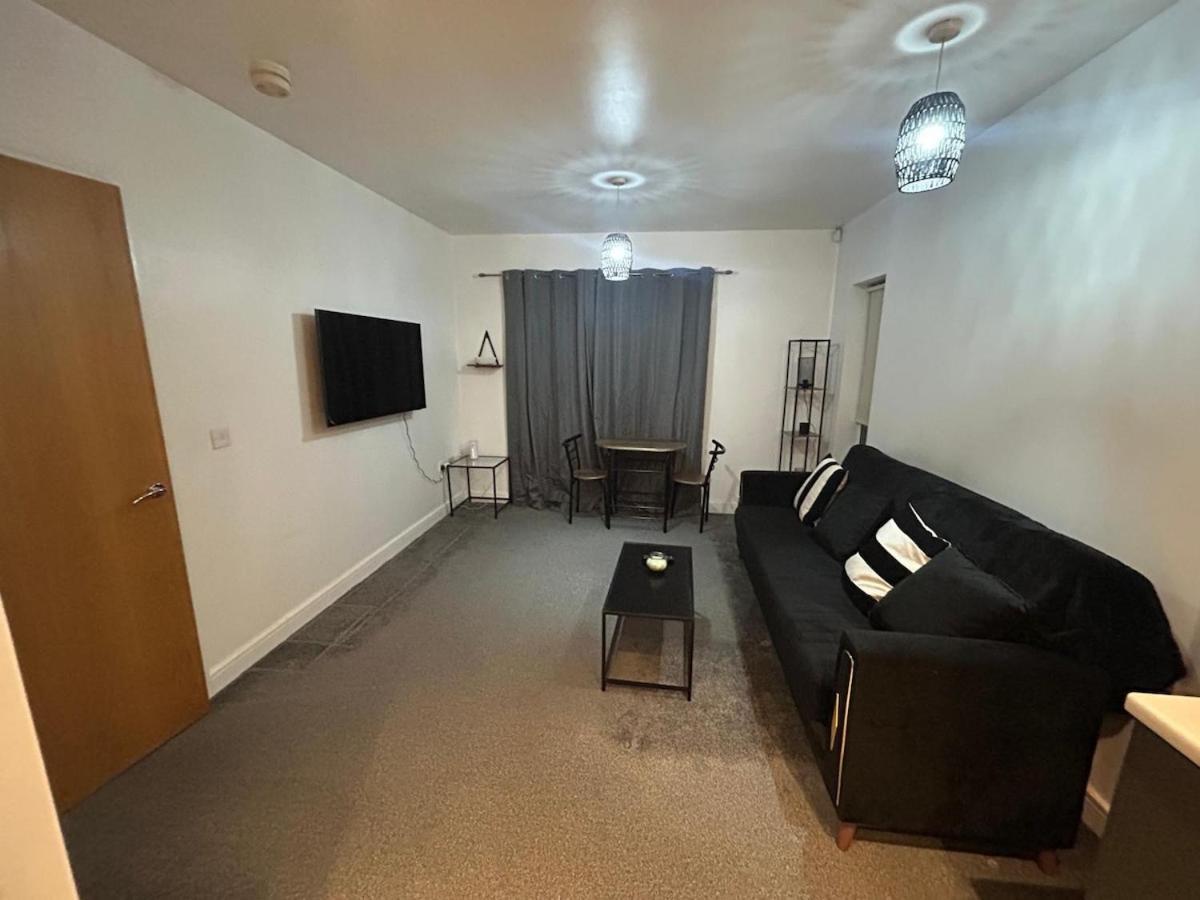 Comfy 2br In West Didsbury * Manchester