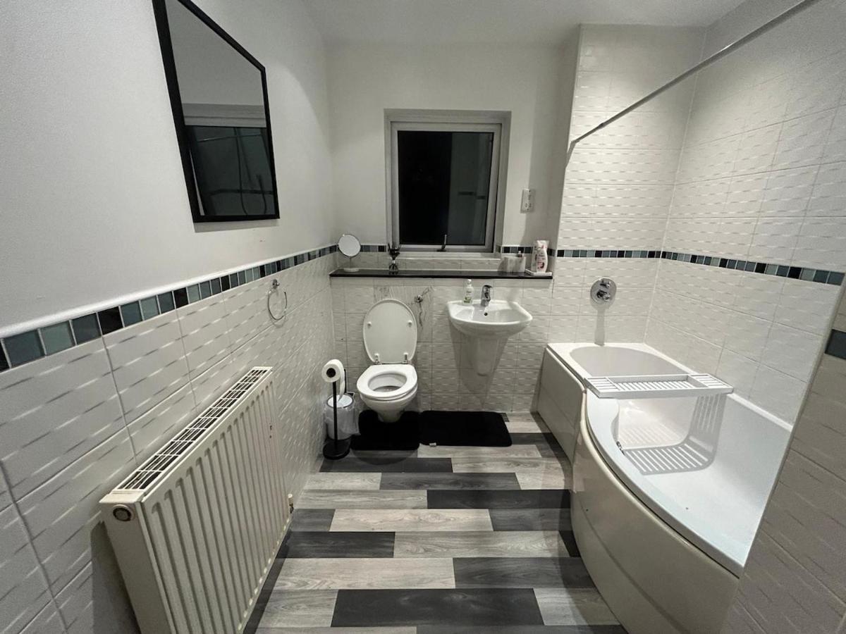 Apartamento Comfy 2br In West Didsbury Manchester